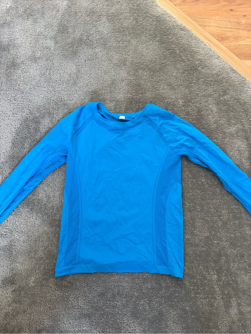 Womens Blue Long-Sleeve Performance Top